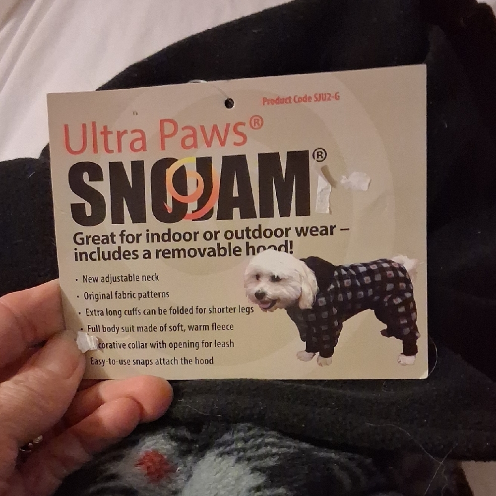 Ultra Paws SnoJam with Removable Hood